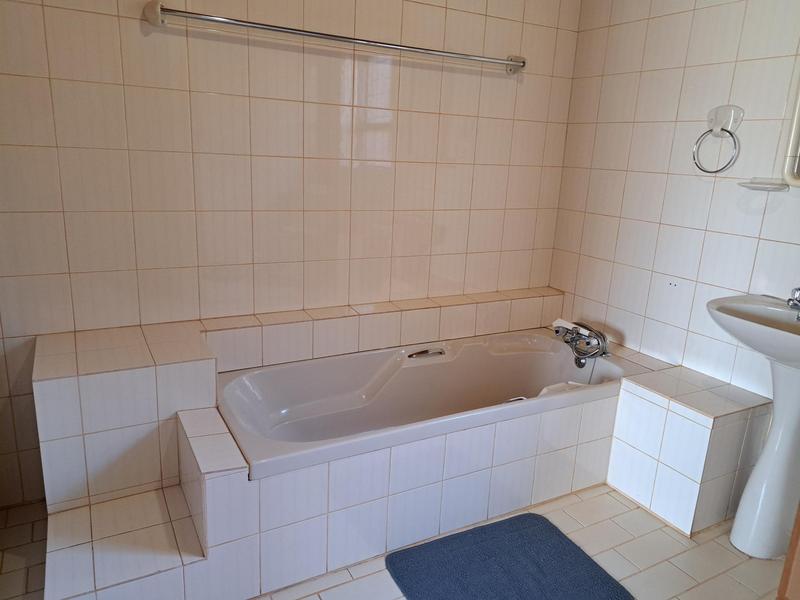 3 Bedroom Property for Sale in Kareedouw Eastern Cape